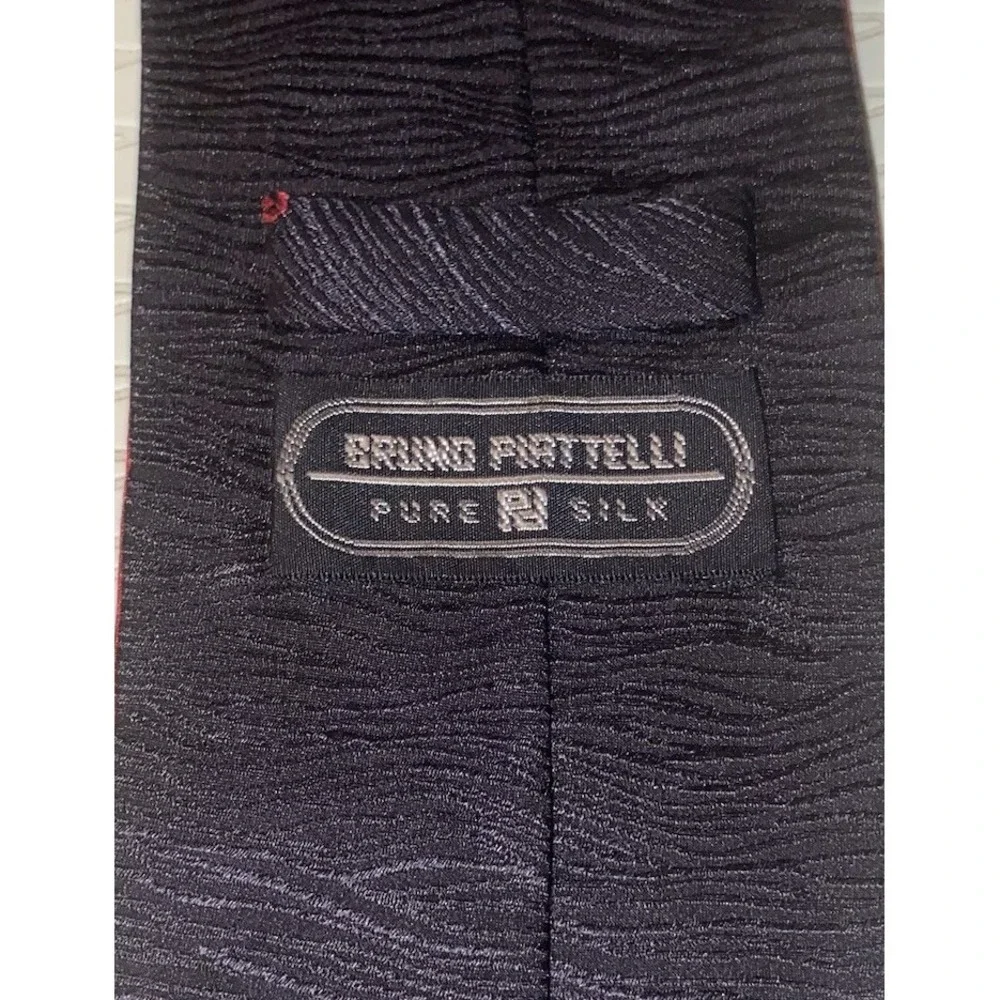 Bruno Piattelli Mens Red&Black Paisley 100%‎ Silk Necktie 58